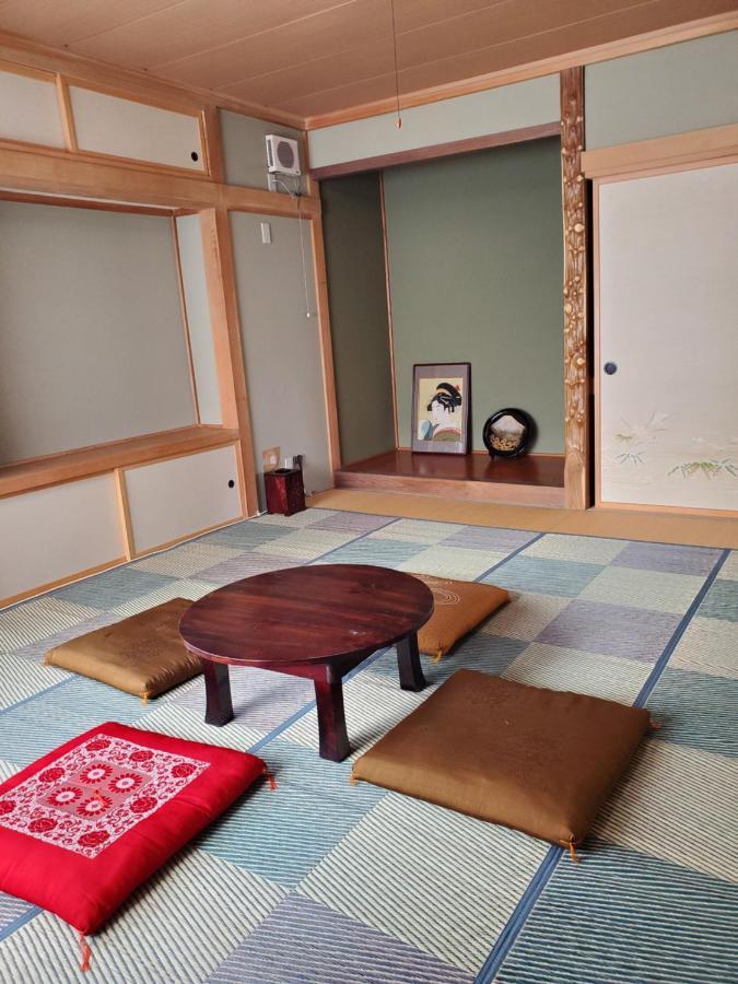 Guest House Ebisan Furano Exterior photo